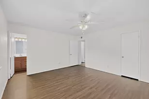 2317 Idlewood Dr, Arlington, TX 76014 - Photo 16