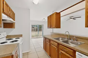 2317 Idlewood Dr, Arlington, TX 76014 - Photo 12