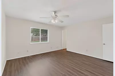 2317 Idlewood Drive, Arlington, TX 76014 - Photo 16