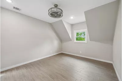 801 W Morphy Street, Fort Worth, TX 76104 - Photo 22