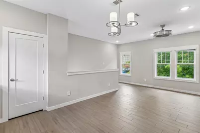 801 W Morphy Street, Fort Worth, TX 76104 - Photo 6