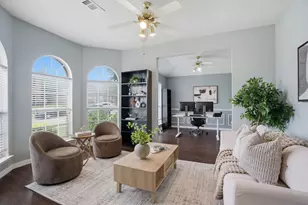 5500 Petunia Dr, McKinney, TX 75070 - Photo 2