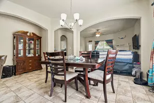8909 Tenderfoot Ln, Aubrey, TX 76227 - Photo 8