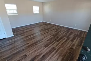 509 S Fannin St, Rockwall, TX 75087 - Photo 2