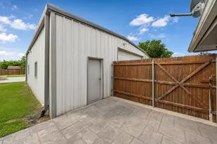 302 Anita Ln, Waxahachie, TX 75165 - Photo 26