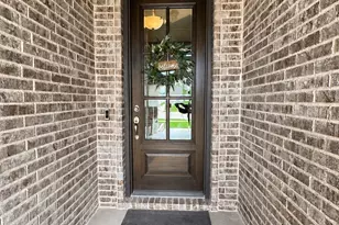 630 Roscoe Dr, Midlothian, TX 76065 - Photo 2