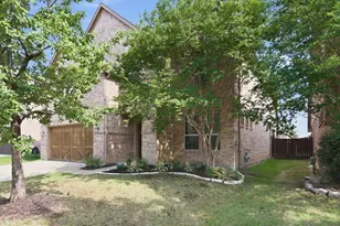 8401 Sandhill Crane Dr, Fort Worth, TX 76118 - Photo 2