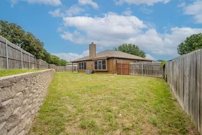 1400 Horseshoe Bend Court, Fort Worth, TX 76131 - Photo 34