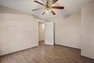 2614 Branch Oaks Dr, Garland, TX 75043 - Photo 32