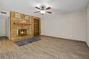 2614 Branch Oaks Dr, Garland, TX 75043 - Photo 4