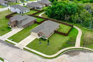 1519 Running Brk Ct, Kaufman, TX 75142 - Photo 38