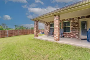 1519 Running Brk Ct, Kaufman, TX 75142 - Photo 32