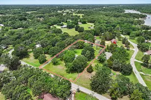 2811 N Shr Dr, Bonham, TX 75418 - Photo 2