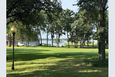 2811 N Shore Drive, Bonham, TX 75418 - Photo 2