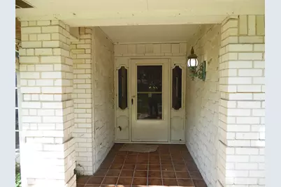 1912 Druid Lane, Fort Worth, TX 76112 - Photo 2