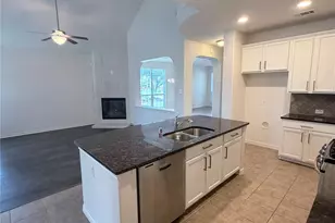 533 Shasta St, DeSoto, TX 75115 - Photo 6