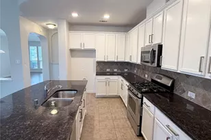533 Shasta St, DeSoto, TX 75115 - Photo 10