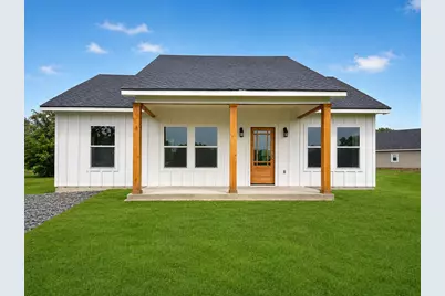 224 W Cardinal, Ector, TX 75439 - Photo 1