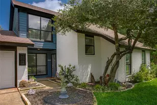 628 S Walker St, Mesquite, TX 75149 - Photo 1