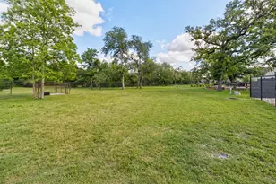 416 Shadywood Ln, Dripping Springs, TX 78620 - Photo 36