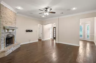 112 Stone Manor Dr, McGregor, TX 76657 - Photo 6