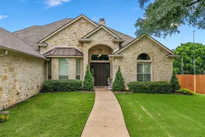 112 Stone Manor Drive, McGregor, TX 76657 - Photo 1