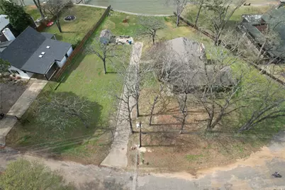 135 Island Park Drive, Gun Barrel City, TX 75156 - Photo 2