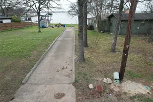 135 Island Park Dr, Gun Barrel City, TX 75156 - Photo 20