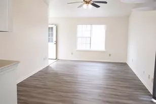 10339 Limestone Dr, Dallas, TX 75217 - Photo 4