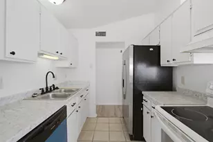 10339 Limestone Dr, Dallas, TX 75217 - Photo 12