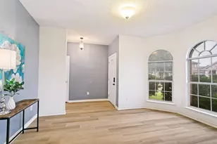4912 Basil Dr, McKinney, TX 75070 - Photo 2