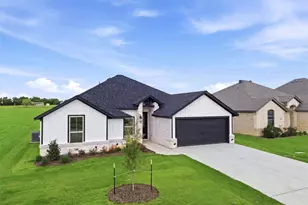 1600 Oleander Dr, Tolar, TX 76476 - Photo 2