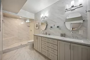 1005 S Shepherd Dr, Houston, TX 77019 - Photo 22