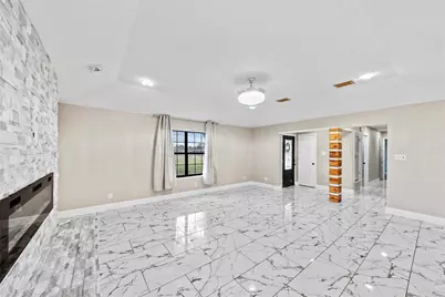 139 Claire Newell Lane, Waco, TX 76705 - Photo 4