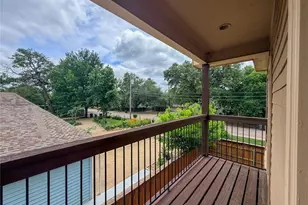 2410 S 2nd St, Waco, TX 76706 - Photo 10