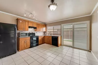 5033 Avery Lane, The Colony, TX 75056 - Photo 12