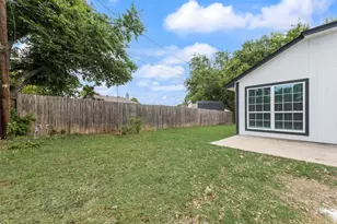 204 Hollywood Dr, Glenn Heights, TX 75154 - Photo 16