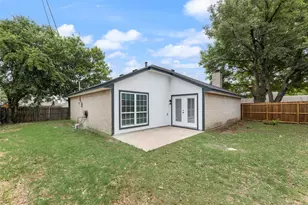 204 Hollywood Dr, Glenn Heights, TX 75154 - Photo 18