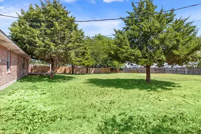706 Rolling Hills Drive, Hewitt, TX 76643 - Photo 22
