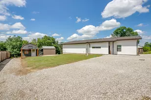 540 Burton Hill Dr, Weatherford, TX 76087 - Photo 28