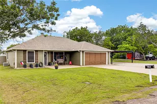 703 S College St, Celeste, TX 75423 - Photo 22
