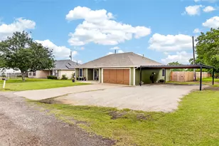 703 S College St, Celeste, TX 75423 - Photo 26