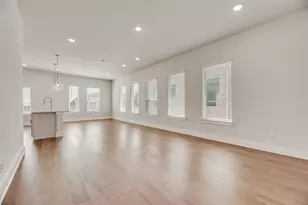 901 Ash Rd, Plano, TX 75075 - Photo 8