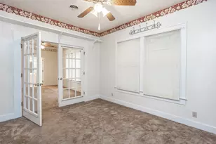 206 Ritchey St, Gainesville, TX 76240 - Photo 16
