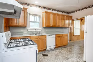 206 Ritchey St, Gainesville, TX 76240 - Photo 10