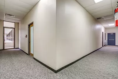 1340 S Main Street, Grapevine, TX 76051 - Photo 20