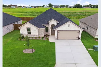 1366 Oleander Drive, Tolar, TX 76476 - Photo 2