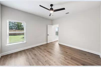 905 Cedar Street, Hutchins, TX 75141 - Photo 4