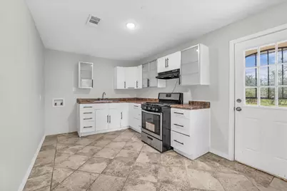 612 Dunbar Street, Waco, TX 76704 - Photo 6