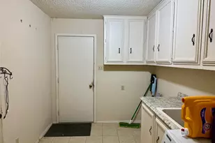 703 S Colorado St, Whitney, TX 76692 - Photo 18